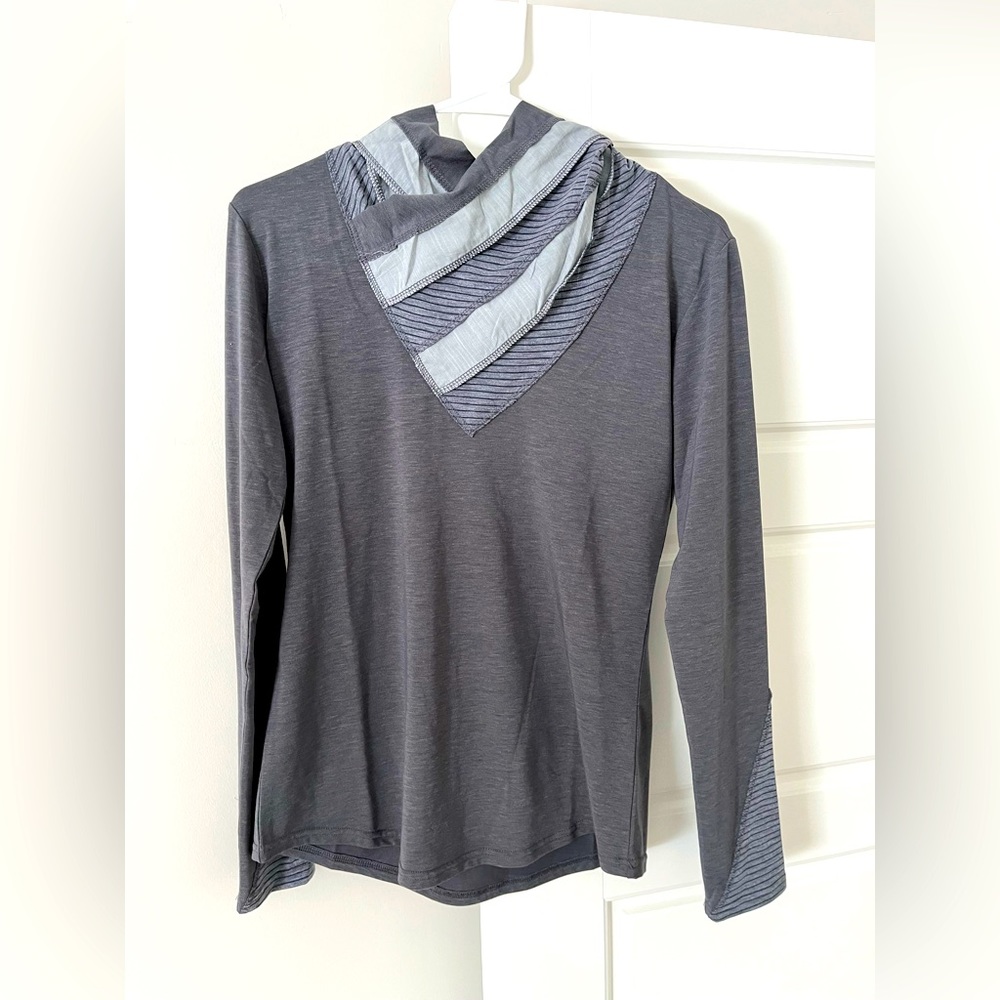 Kuhl brand grey lightweight cotton long sleeve cowl neck shirt